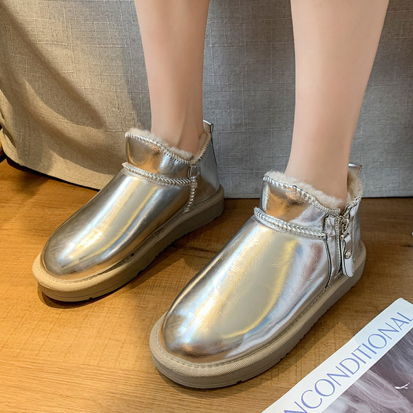 Sooja voodri ja lameda tallaga naiste saapad - kolme värvi