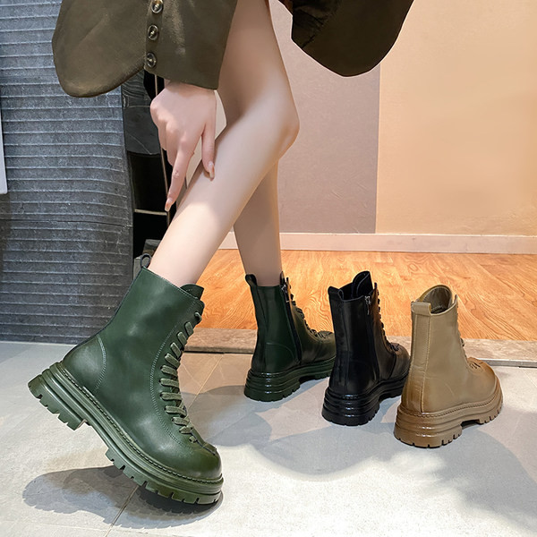 Ženske kožne čizme s vezicama i grubim potplatom