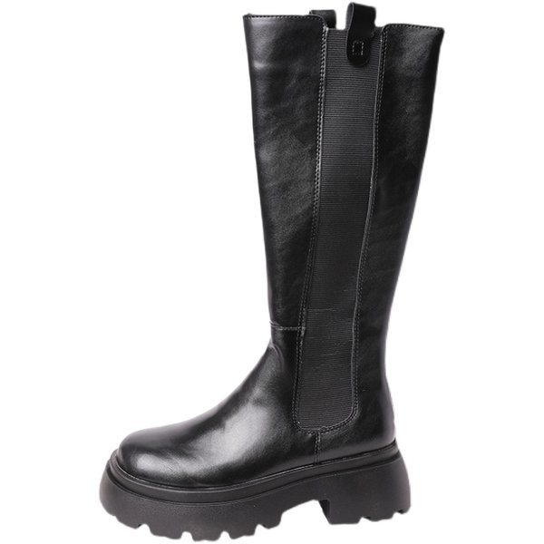 Új, vastag talpú női bőrcsizma modell