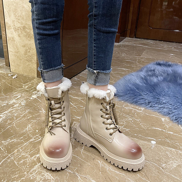 Női csizma műbőrből és fűzőből - két színben