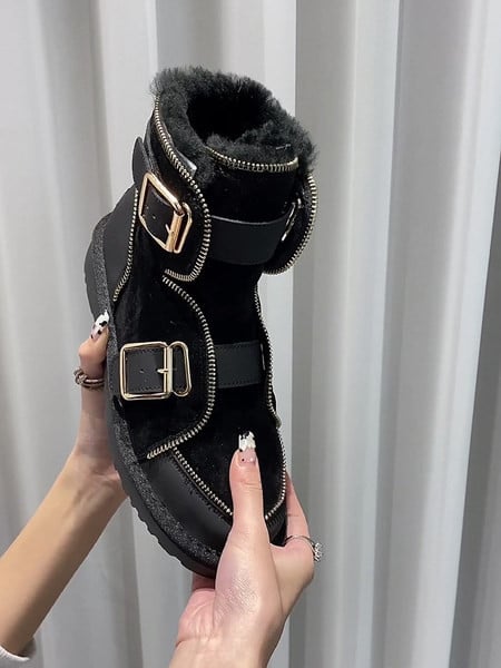 Kolmes värvitoonis pandlaga ja kunstnahast naiste saapad