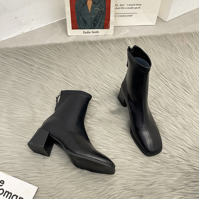 Novi model ženskih čizama od eko kože na petu