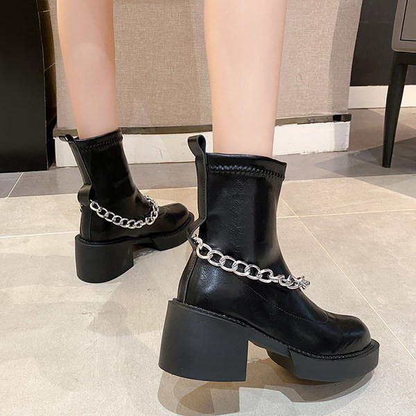 Női bőr magasítás fém lánccal