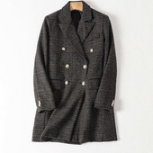 Őszi kabát kétsoros rögzítéssel