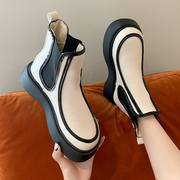 Ženske čizme od eko kože sa ravnim đonom