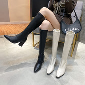 Cizme de dama model ascutit din piele cu toc de 7 cm