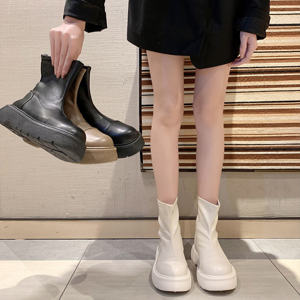 Naiste vabaaja saapad kunstnahast paksu tallaga