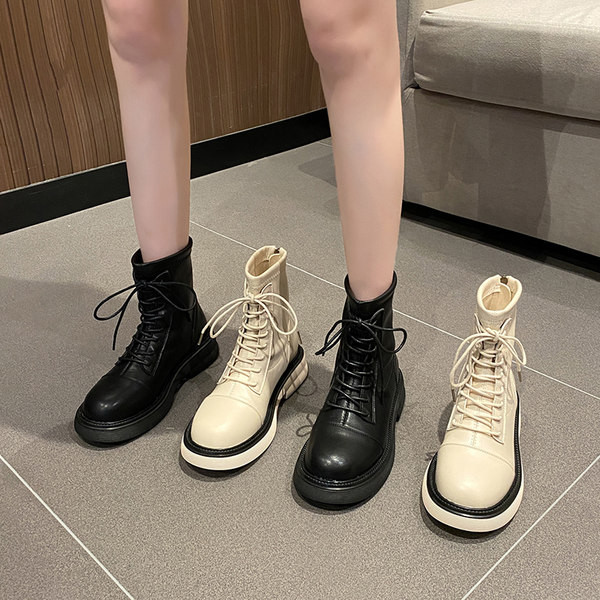 Ležerne ženske čizme s ravnim potplatom i vezicama