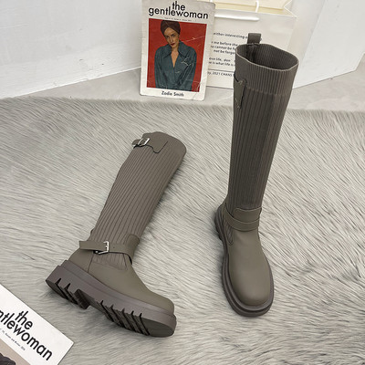 Novi model muških zaobljenih čizama sa kopčom u dvije boje