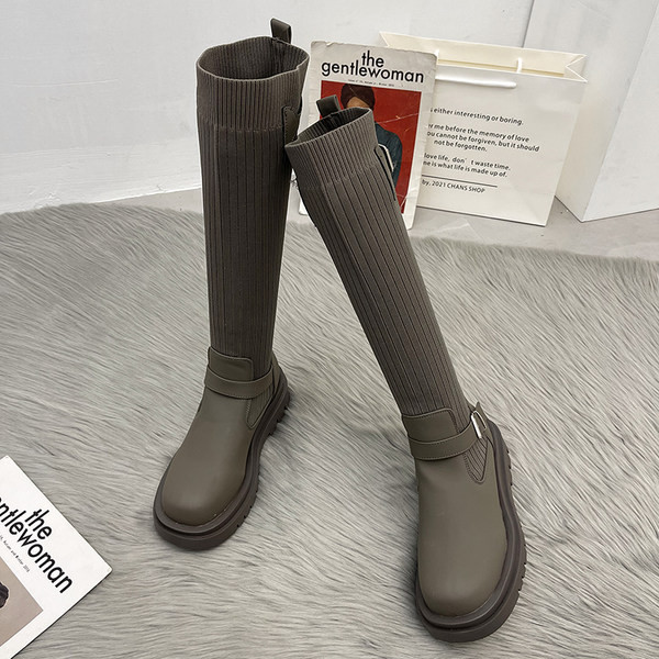 Novi model muških zaobljenih čizama sa kopčom u dvije boje