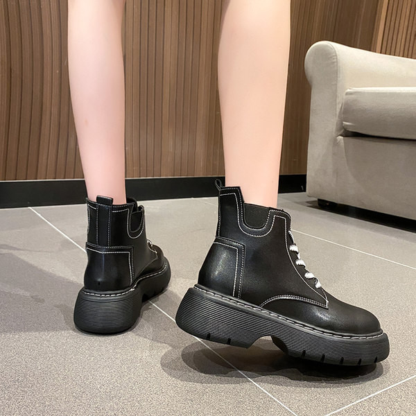 Ležerne ženske čizme od eko kože sa vezicama i ravnim potplatom