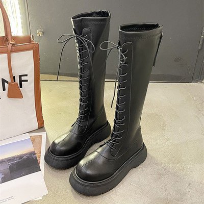 Naiste paeltega nahast saapad