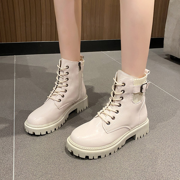 Ležerne ženske čizme s grubim potplatom i vezicama