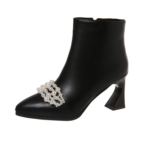 Moodsad naiste saapad ökonahast teravatipuline dekoratiivpärlitega mudel