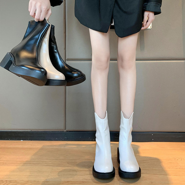 Öko-nahast valmistatud vabaaja naiste saapad kandilise kontsaga