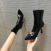 Stiilsed pandlaga ja õhukese kontsaga naiste lakknahast saapad