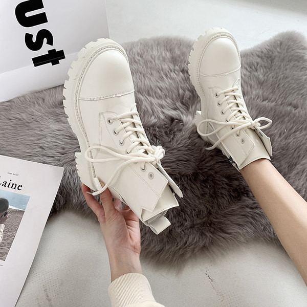 Új fűzős női csizma modell