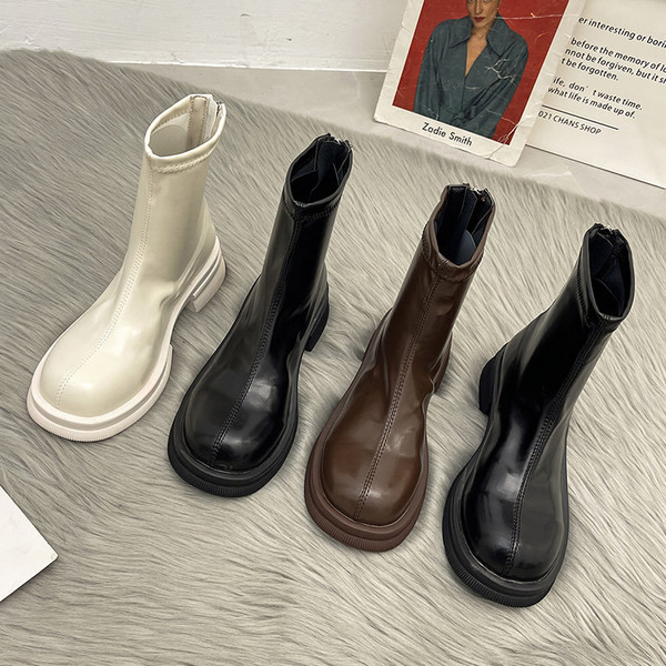 Paprasti moteriški apvalūs dirbtinės odos batai