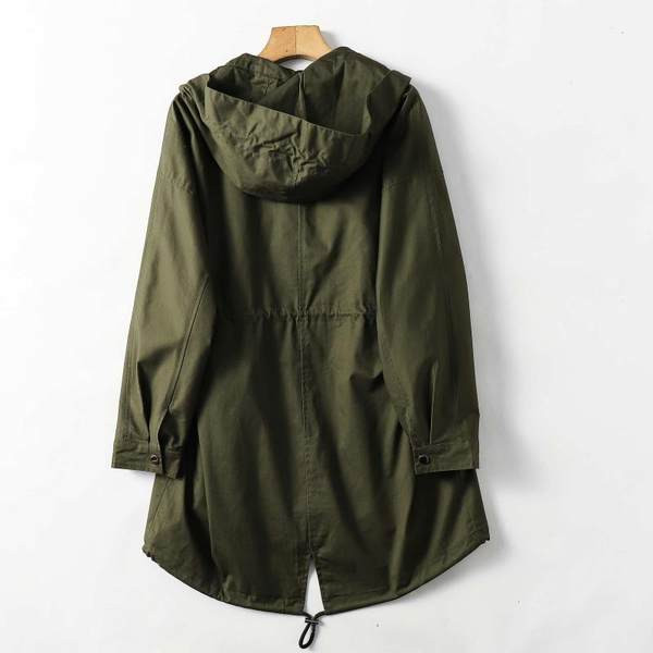 Pikk sügisene parka jope vöökohal lipsudega