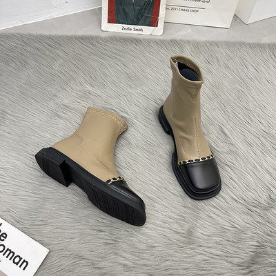 Ghete de dama moderne din piele cu catarama si lant metalic - doua modele