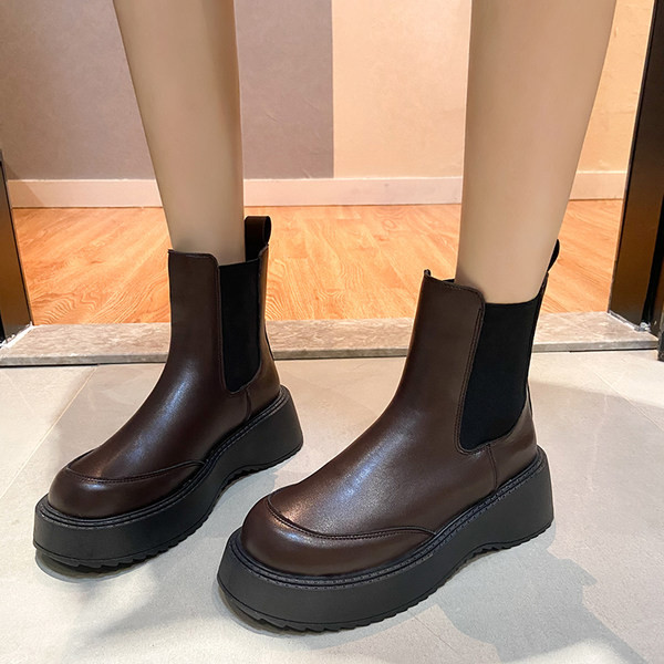 Cizme de dama cu talpa plata si elastic