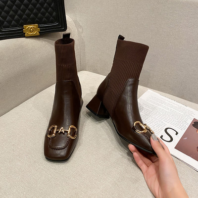 Moderne ženske čizme s petom od 5 cm i kopčom