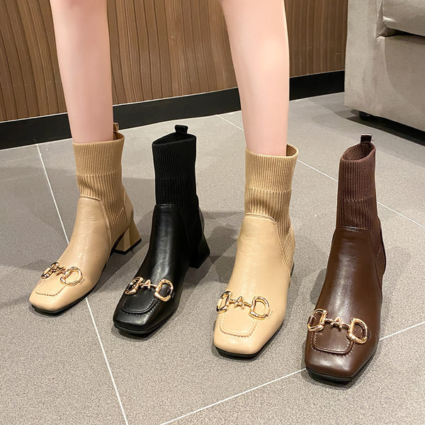 Moderne ženske čizme s petom od 5 cm i kopčom