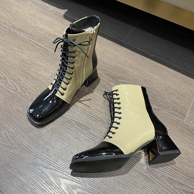 Moderne ženske čizme s vezicama i patentnim zatvaračem na peti