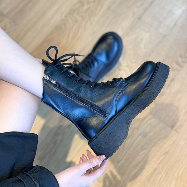 Női csizma új modellje vastag talppal - eco bőr