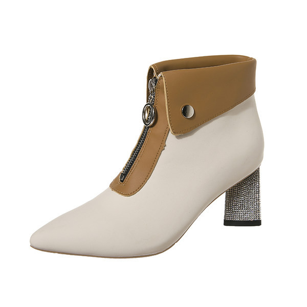 Elegantne ženske čizme od eko kože sa patentnim zatvaračem i kamenčićima