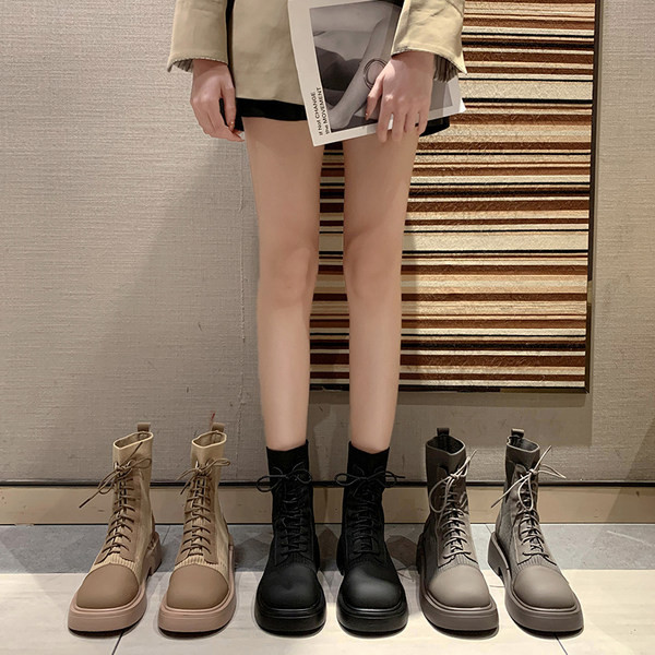 Uus mudel kolmes värvitoonis paeltega naiste saapad