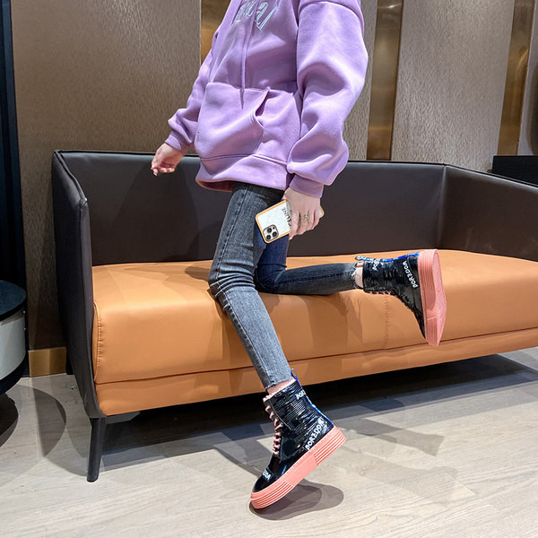 Lameda talla ja sooja voodriga naiste saapad