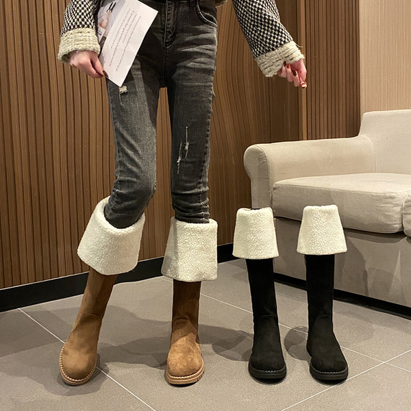 Női csizma öko velúrból, meleg talppal