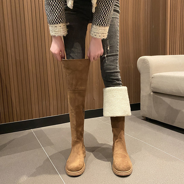 Női csizma öko velúrból, meleg talppal