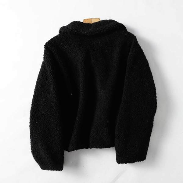 Napi kabát cipzárral és zsebbel