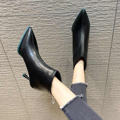 Model ženskih kožnih čizama na špic sa tankom petom od 8 cm