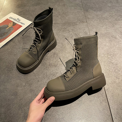 Novi model ženskih čizama na pertlu - tri boje