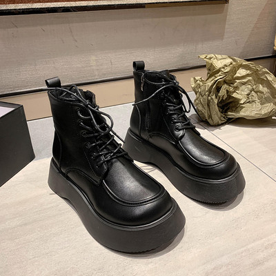 Uus mudel musta värvi paeltega naiste nahksaapad