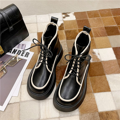 Aktuelne ženske kožne čizme sa vezicama