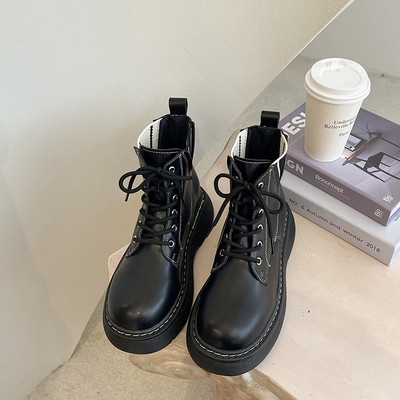 Uus mudel paeltega saapad - naistele