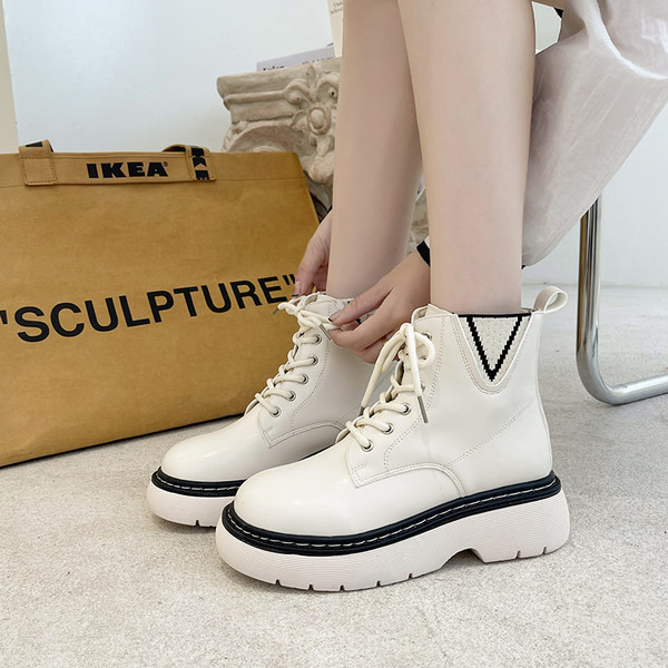 Uus mudel paeltega saapad - naistele