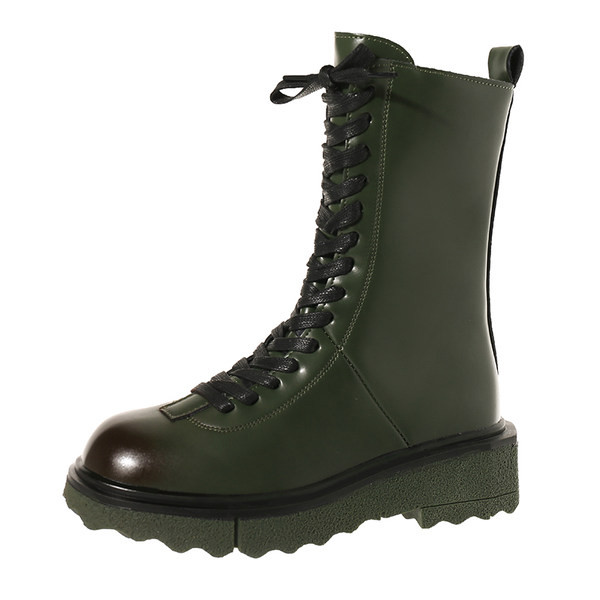 Öko-nahast paelte ja lukuga vabaaja saapad