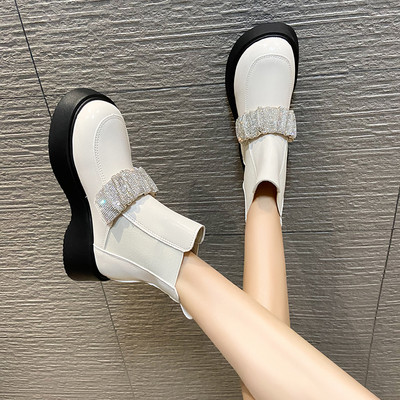 Aktuális női női csizma díszkövekkel