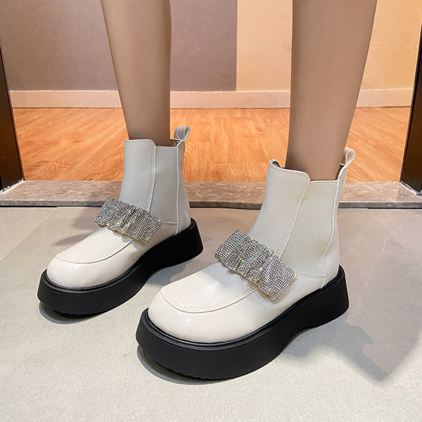 Aktuális női női csizma díszkövekkel