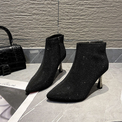 Öko-seemisnahast stiilsed õhukese kontsaga naiste saapad