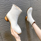 Ležerne čizme običan model s petom i patentnim zatvaračem