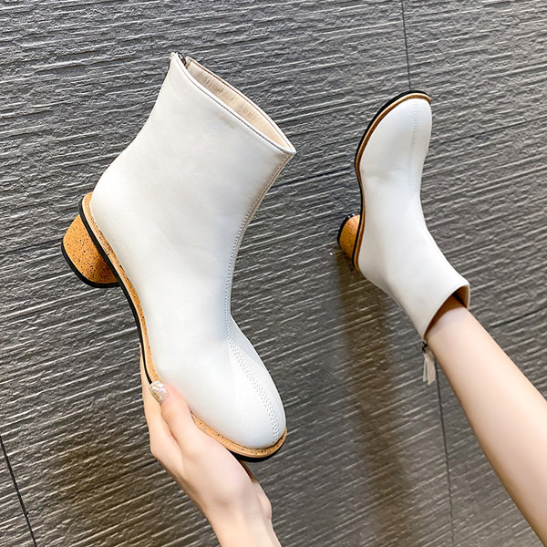 Ležerne čizme običan model s petom i patentnim zatvaračem