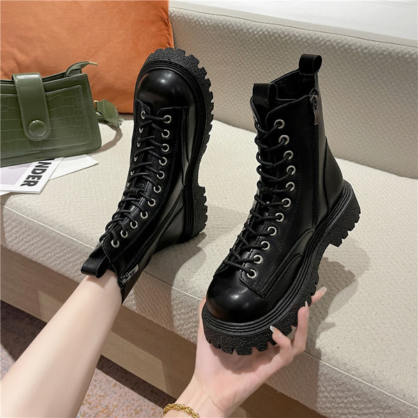 Ležerne čizme od umjetne kože s vezicama i patentnim zatvaračem