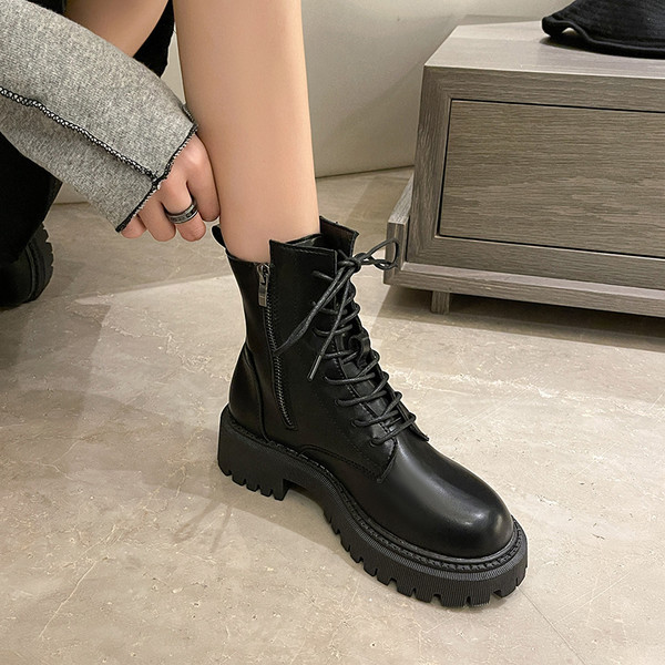 Novi model ženskih casual čizama sa vezicama i patentnim zatvaračem