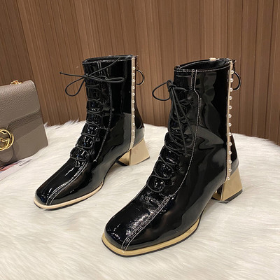 Praegused tõmblukuga paeltega ja 5 cm kontsaga naiste saapad